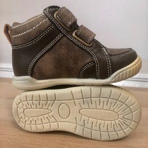 The Children’s Place Boots NWT